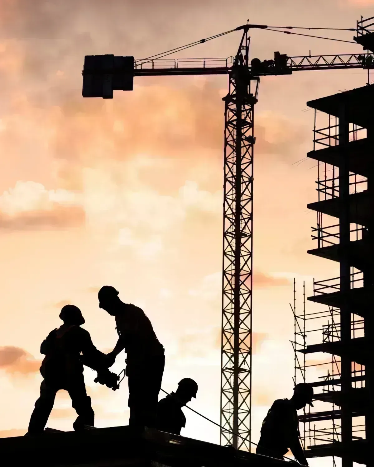 Obra en construcción de promoción residencial en Málaga: préstamo promotor